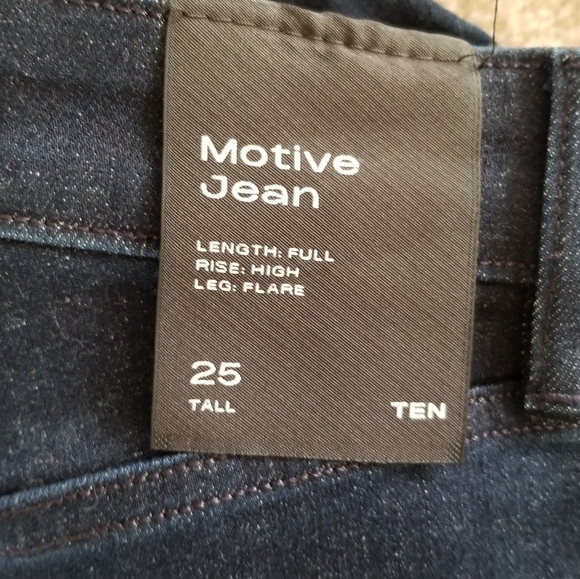 NWT Aritzia Ten Motive Dark Wash High Rise Flare Jeans Size 25T - Picture 13 of 15